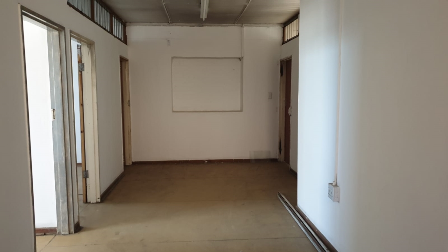 To Let commercial Property for Rent in Oranjesig Free State